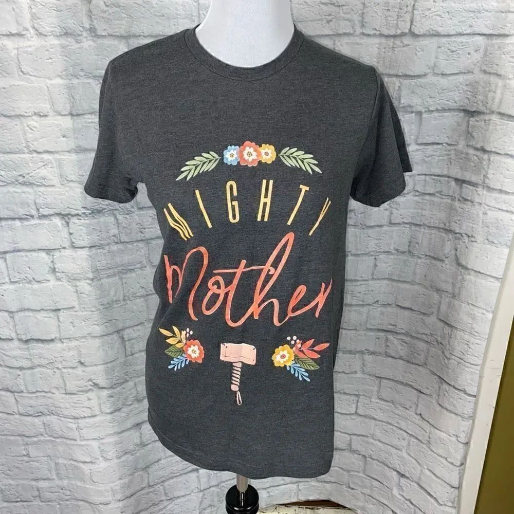 Marvel women S crewneck short sleeve mighty mother graphic tee grey